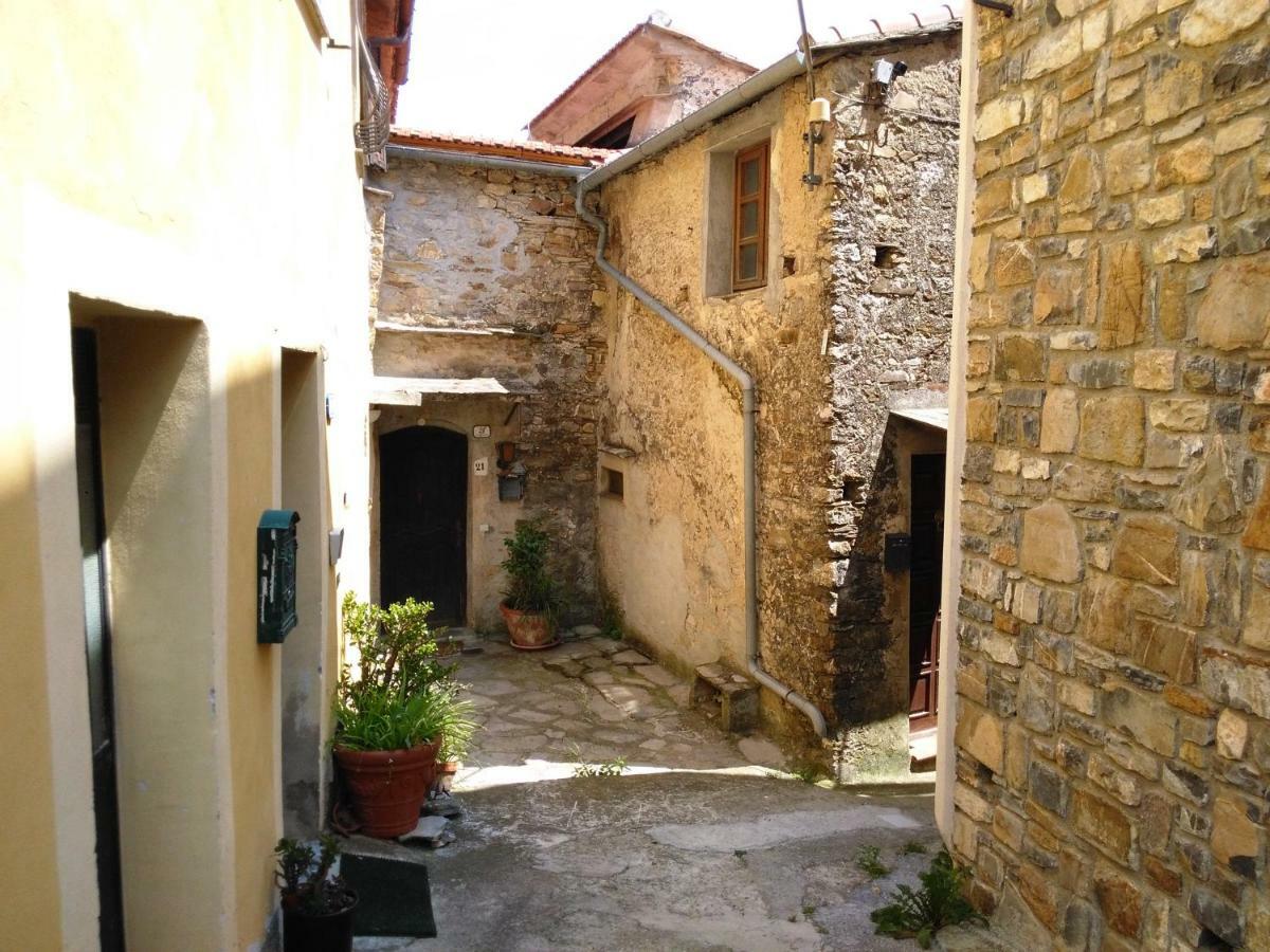 Old Oilmill near Dolcedo Daire Dış mekan fotoğraf